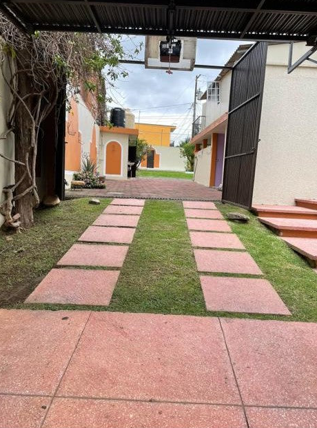 CASA EN RENTA